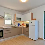 Сasa de vacaciones Nice Home In Bijeli Vir