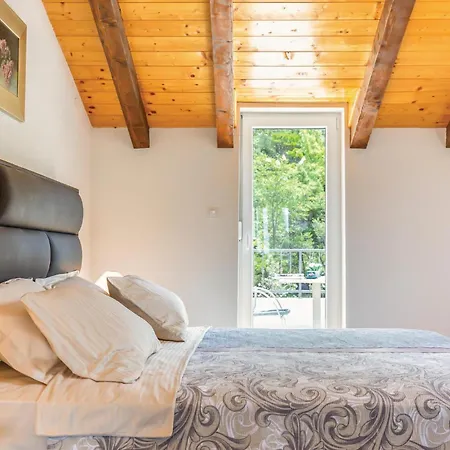 Pet Friendly In With Jacuzzi Feriehus