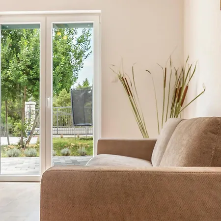 Casa vacanze Amazing In Bijeli Vir